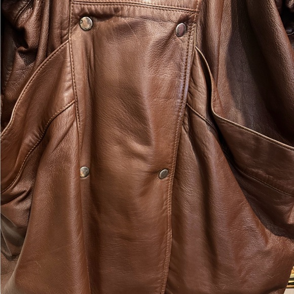 Vintage Brown Leather Coat - Picture 3 of 11